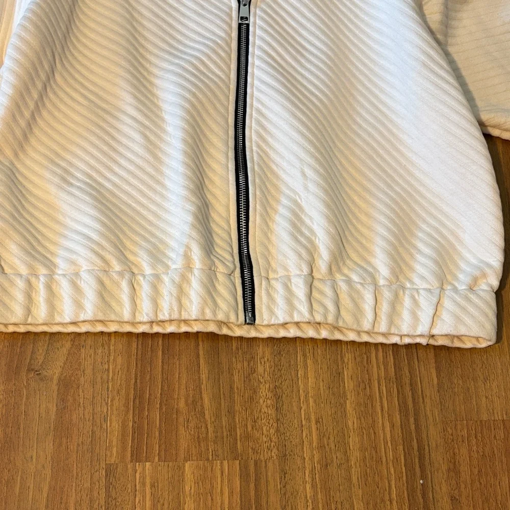 Steve Madden Oatmeal Textured Zip-Up Bomber Jacket NWT - Picture 4 of 7